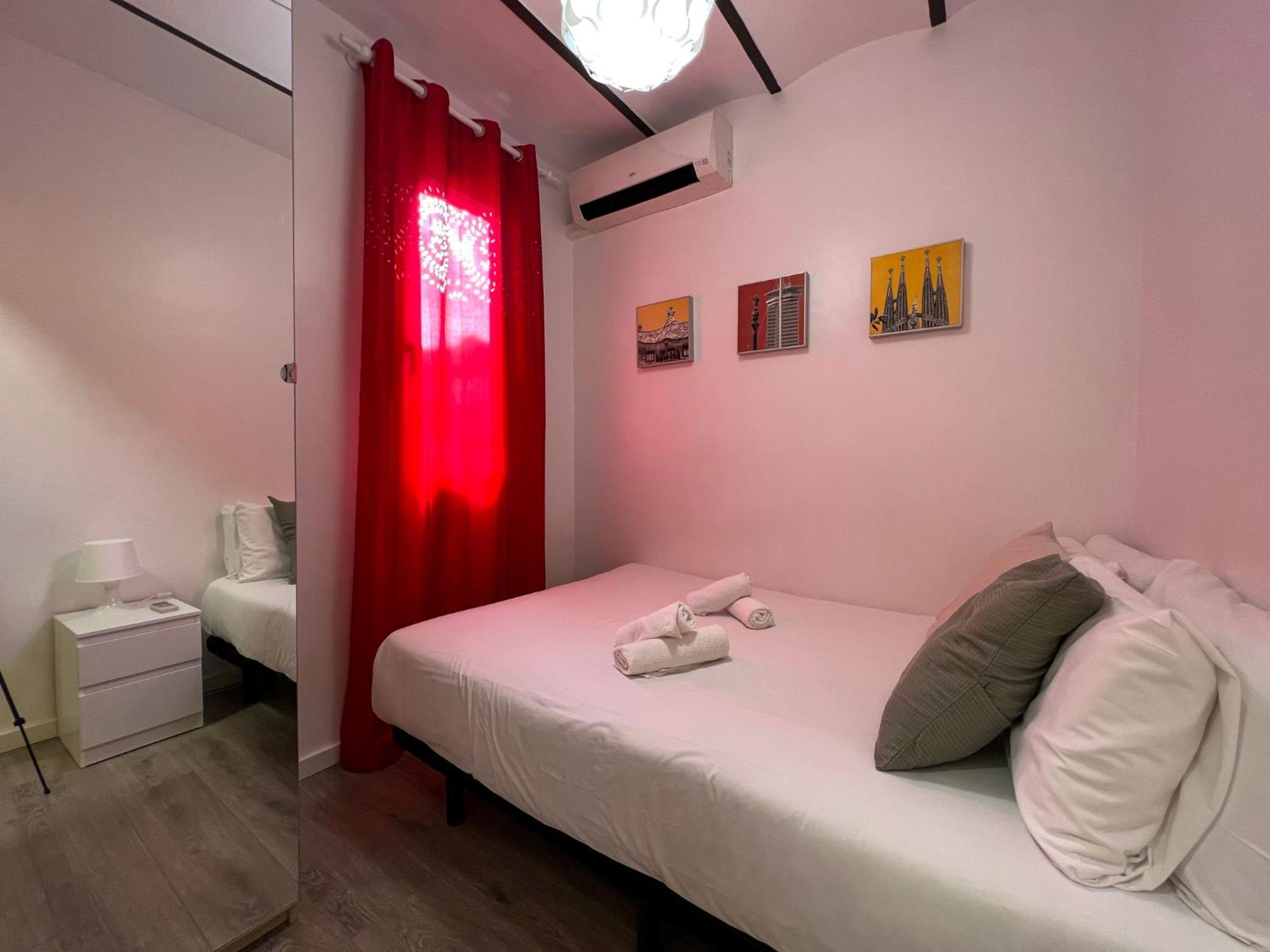 Stay U-Nique Apartments Fontrodona Barcelona Exteriör bild